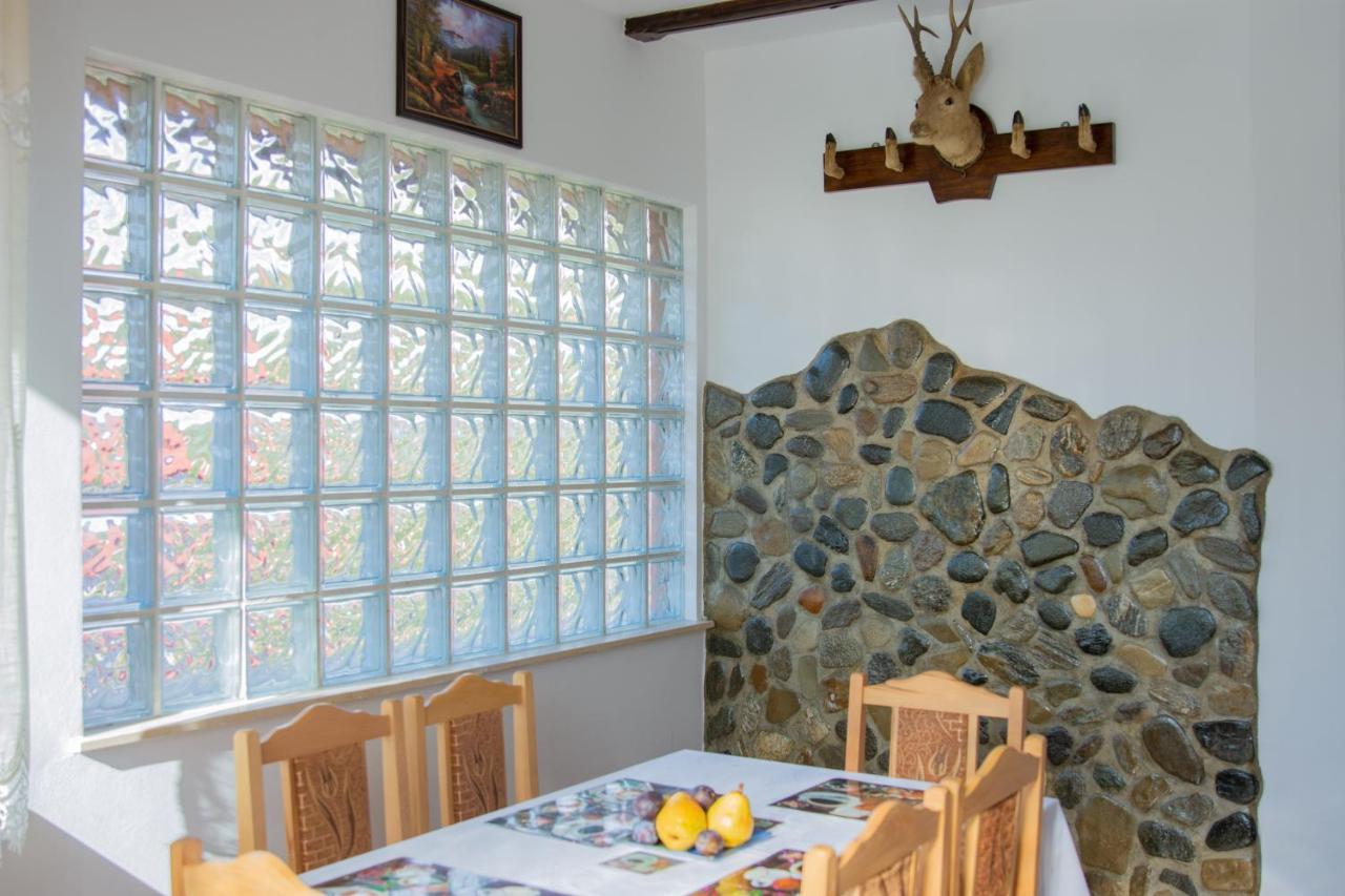 Apartmán Casa Diana-Maria Curtea de Argeş Exteriér fotografie