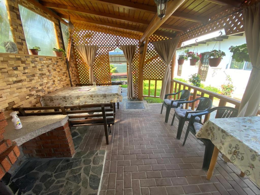 Apartmán Casa Diana-Maria Curtea de Argeş Exteriér fotografie