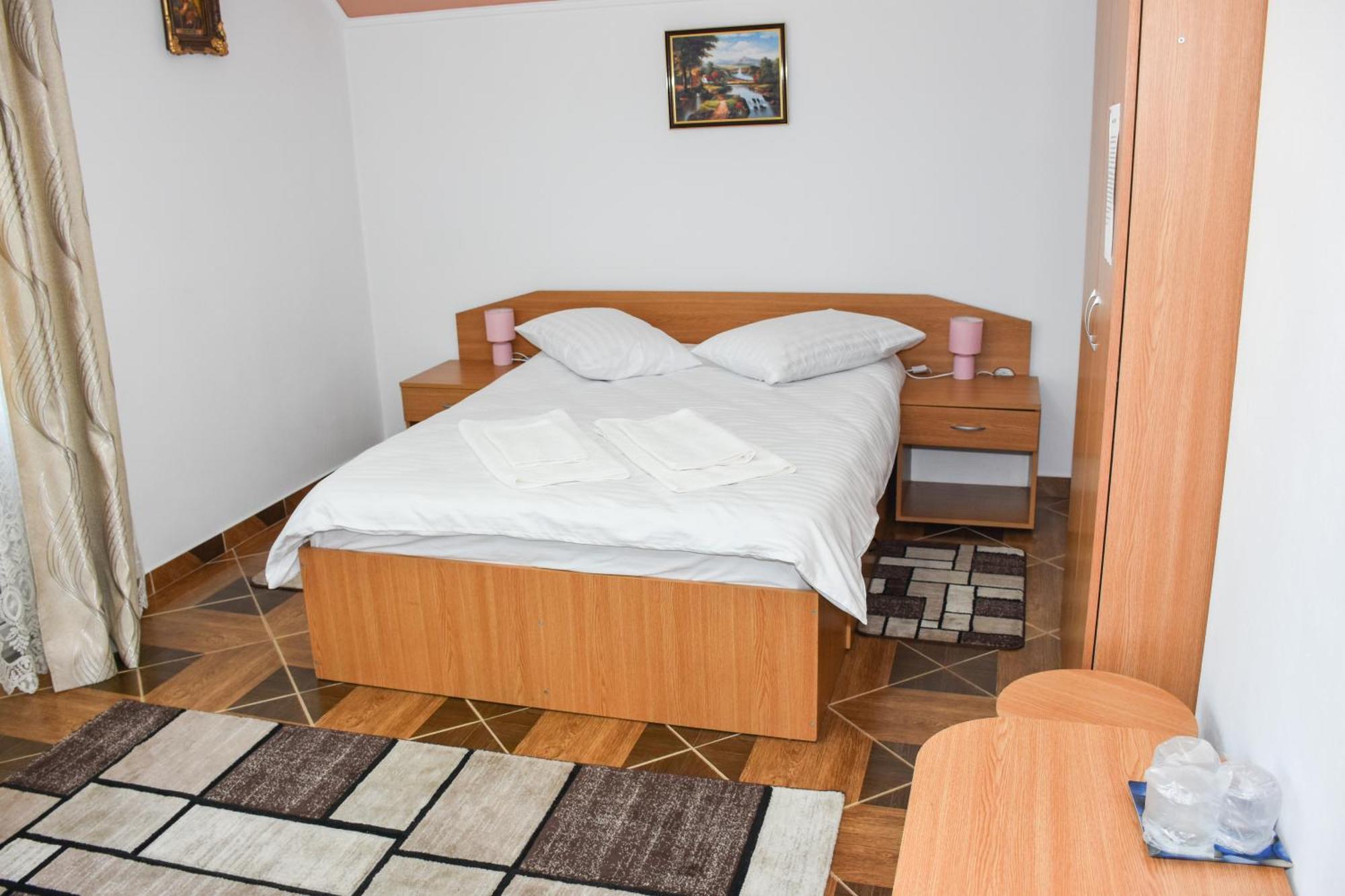 Apartmán Casa Diana-Maria Curtea de Argeş Exteriér fotografie