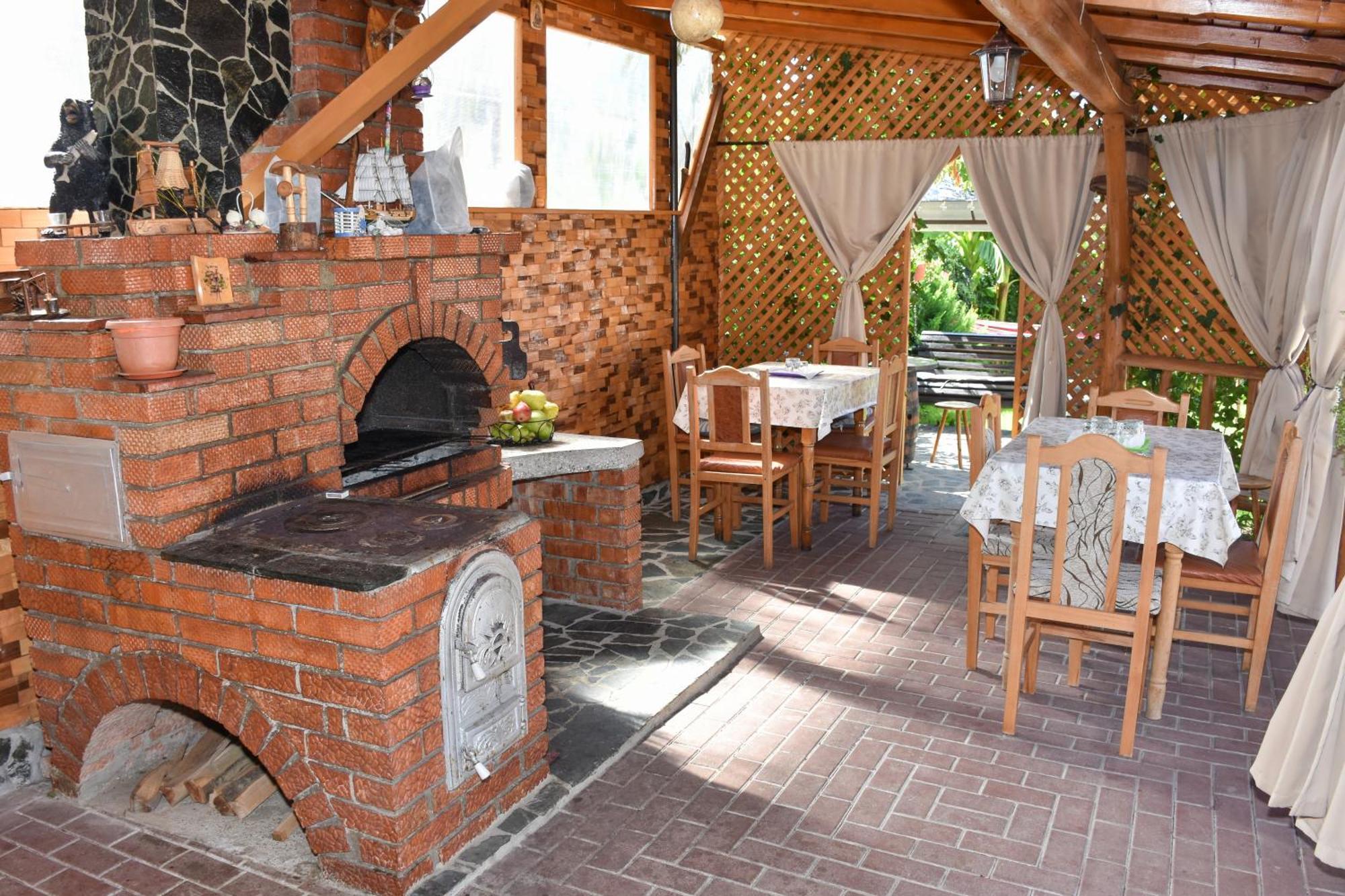Apartmán Casa Diana-Maria Curtea de Argeş Exteriér fotografie